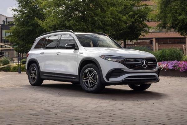 Image of Mercedes EQB 300 4M
